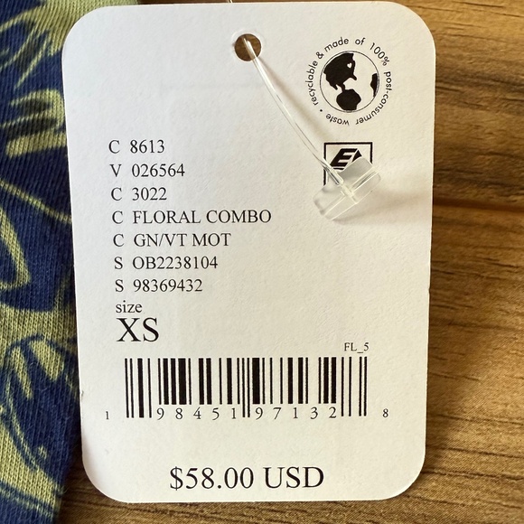 NWT - FP Movement Inspire Layer Print Floral Boxy Tee XS - Picture 11 of 16